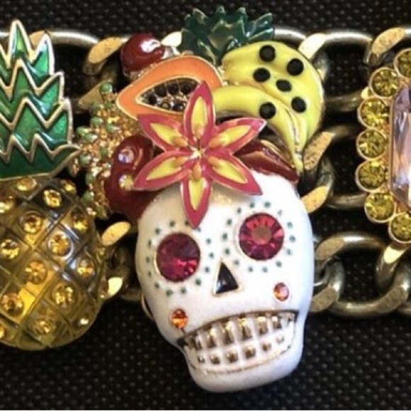 Betsey Johnson Women’s RIO Pink Sugar Skeleton Skulls Fruit Toggle Bracelet - Picture 3 of 14